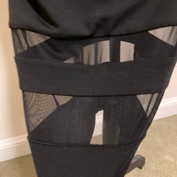 ALEXANDER WANG BLACK MESH STRIPE PENCIL SKIRT - Picture 4 of 8